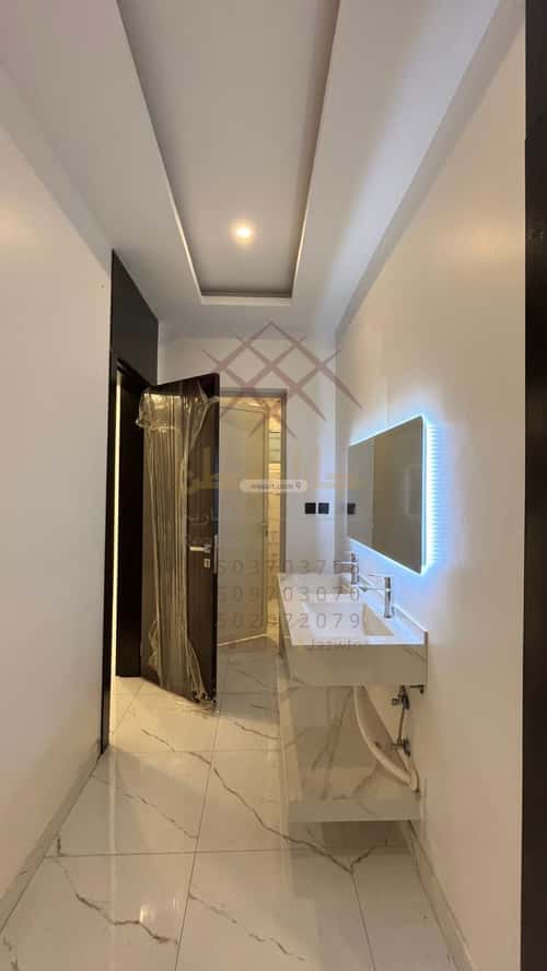 Apartment with 5 Bedrooms Al-Mohammadiyah 2, Jazan