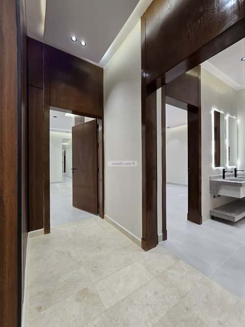 Apartment with 8 Bedrooms Al Maamoura, Khamis Mushait