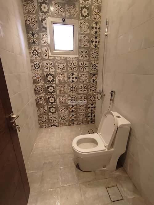 Apartment with 5 Bedrooms Al-Mohammadiyah 2, Jazan