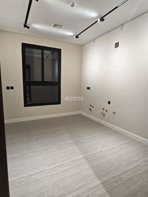 Apartment with 5 Bedrooms Al-Hazm, West Riyadh, Riyadh