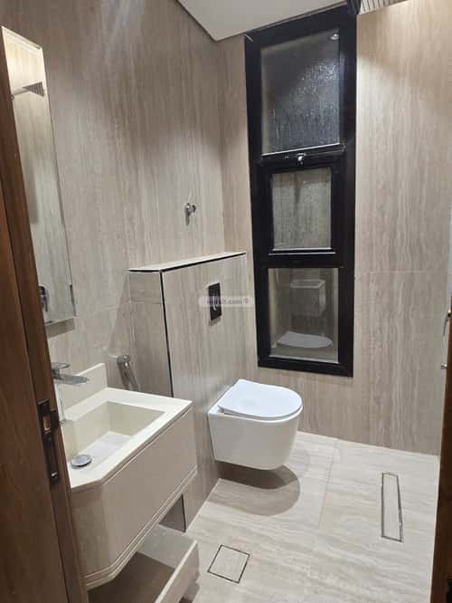 Apartment with 5 Bedrooms Al-Hazm, West Riyadh, Riyadh