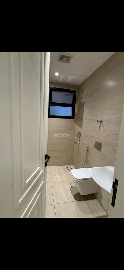 شقة ب 4 غرف الحمراء، الخبر