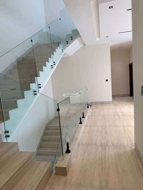 5 bedroom villa in Al Yaqout