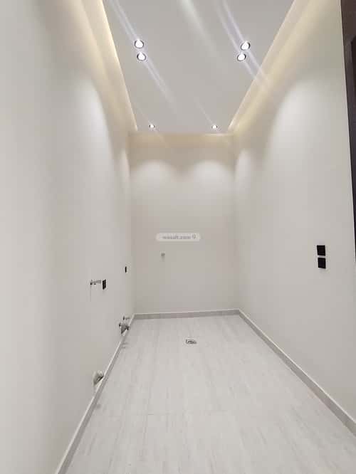 Floor 257 SQM with 5 bedrooms الروضة، جازان