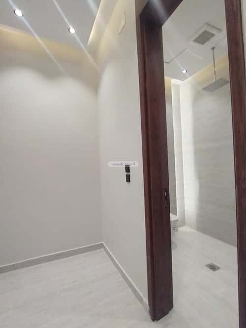 Floor 257 SQM with 5 bedrooms الروضة، جازان