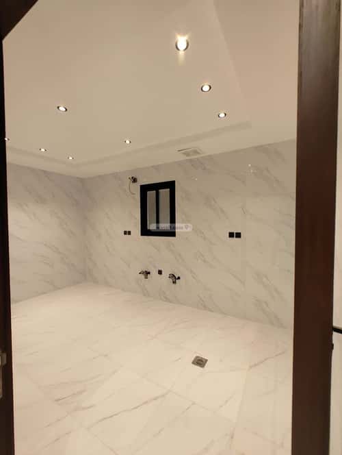 13 bedroom villa in As Salhiyah