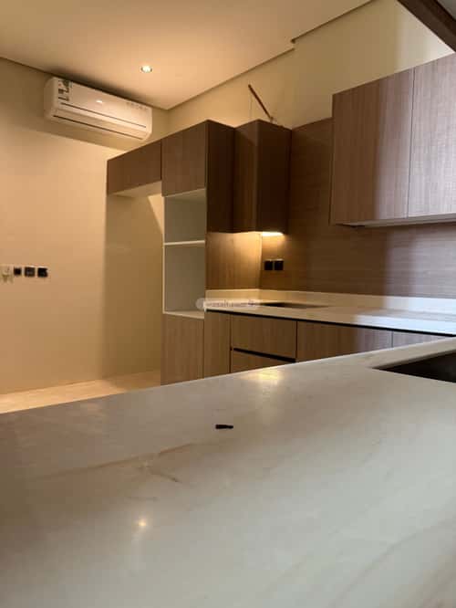 شقة ب 5 غرف طيبة، الدمام