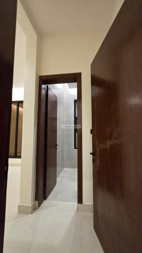 Floor 171.53 SQM with 7 Bedrooms Al-Hazm, West Riyadh, Riyadh