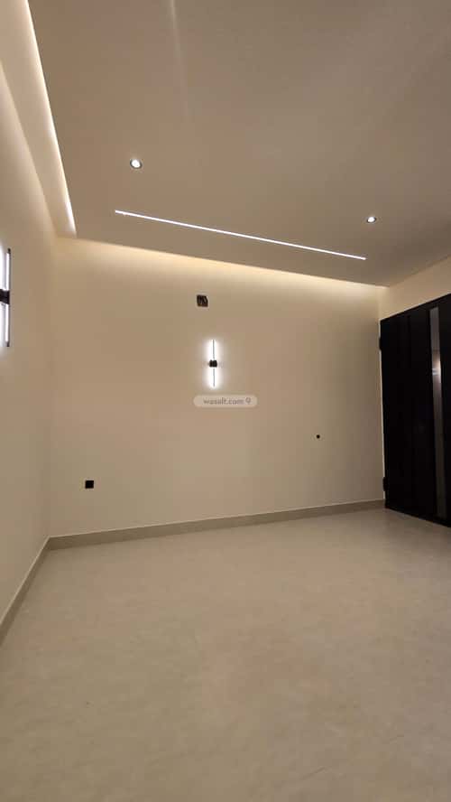Floor 171 SQM with 7 bedrooms الحزم، غرب الرياض، الرياض