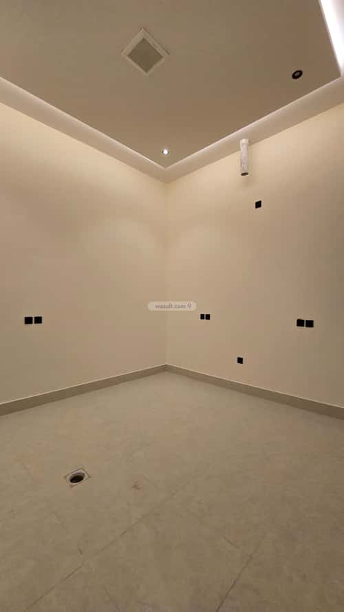 Floor 171 SQM with 7 Bedrooms Al-Hazm, West Riyadh, Riyadh