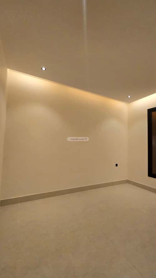 Floor 244 SQM with 10 bedrooms الحزم، غرب الرياض، الرياض
