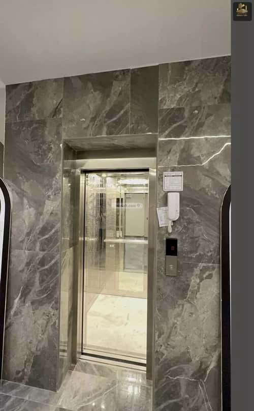 Apartment with 3 Bedrooms Al Hammraa, Khobar