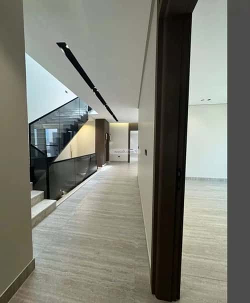 فيلا 375 متر مربع جنوبية على شارع 15م الصدفة، الدمام