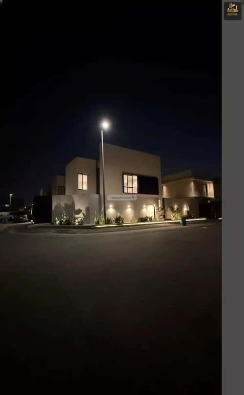 Villa 432 SQM facing North West on 18m width street البحر، الخبر