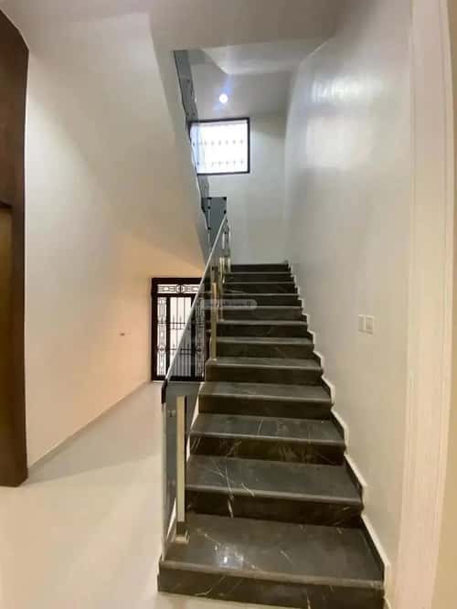 Floor 352.1 SQM with 6 Bedrooms Taybah, South Riyadh, Riyadh