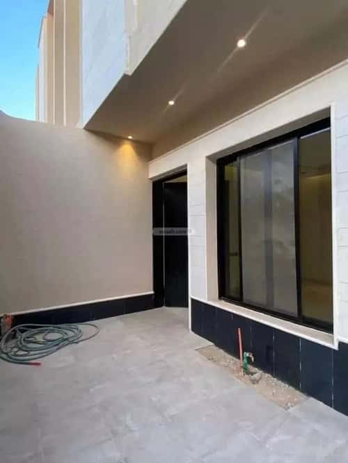 دور 4 غرف في السويدي