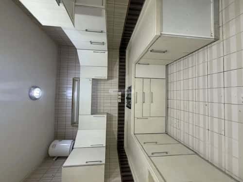 Apartment with 5 Bedrooms Dahrat Laban, West Riyadh, Riyadh