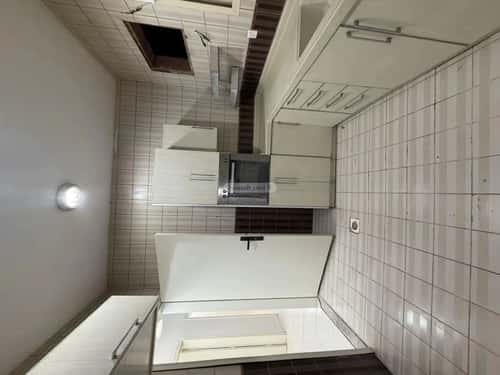 شقة ب 5 غرف ظهرة لبن، غرب الرياض، الرياض