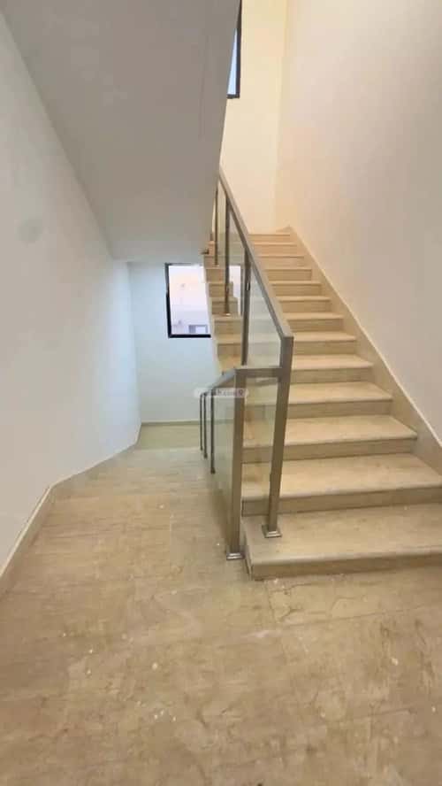 Floor 157 SQM with 5 bedrooms المرجان، شرق الرياض، الرياض