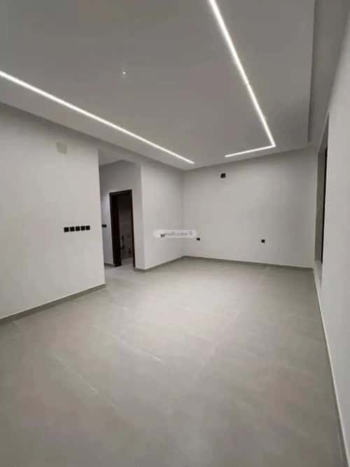 فيلا 200 متر مربع شرقية على شارع 20م طويق، غرب الرياض، الرياض