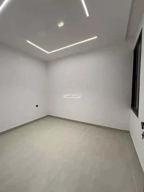 فيلا 200 متر مربع شرقية على شارع 20م طويق، غرب الرياض، الرياض