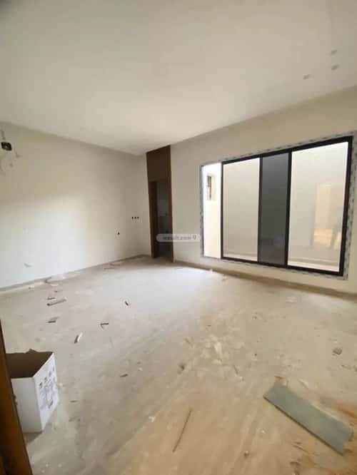 Floor 194 SQM with 5 Bedrooms Al-Awaly, West Riyadh, Riyadh