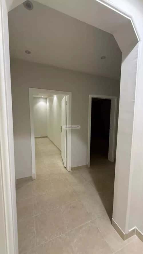 Floor 651 SQM with 4 Bedrooms Al-Yasmeen, North Riyadh, Riyadh