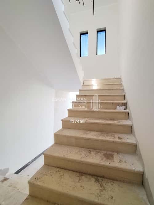 4 bedroom floor in Industrial City