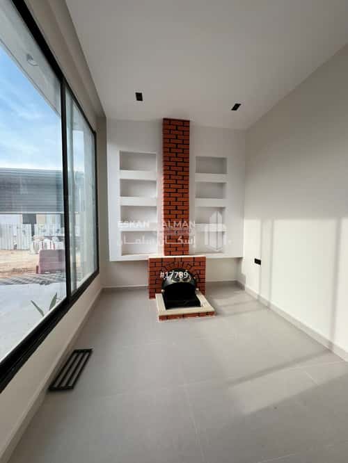 Floor 239 SQM with 6 bedrooms الجزيرة، بريدة