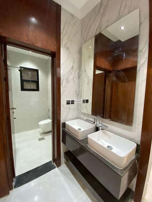 دور 248 متر مربع ب 7 غرف Dahiat Namar, West Riyadh, Riyadh