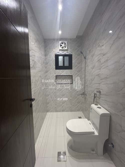 Apartment with 5 Bedrooms Mraykh, East Jeddah, Jeddah