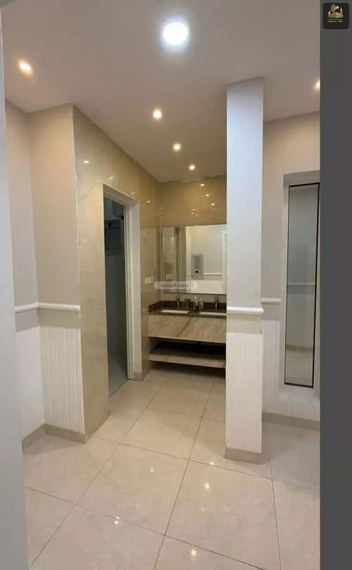 فيلا 200 متر مربع غربية على شارع 15م الصواري، الخبر