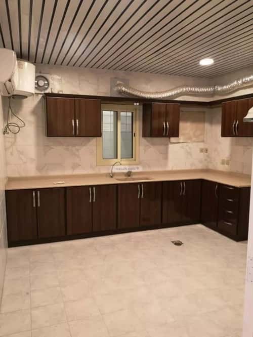 فيلا 368 متر مربع غربية على شارع 15م التحلية، الخبر