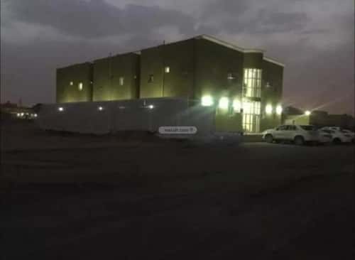 عمارة 735 متر مربع واجهة شمالية ضاحية الملك فهد، عرعر