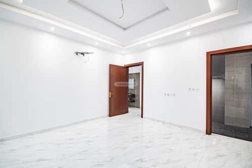 5 bedroom apartment in As Sawari