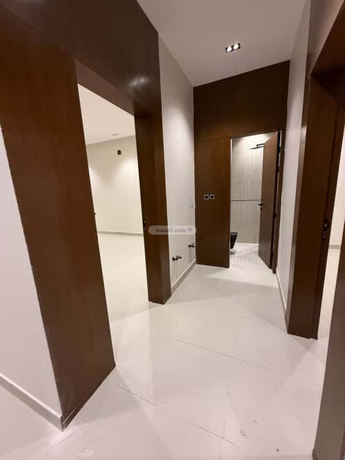 Floor 242 SQM with 4 Bedrooms Al-Khaleej, East Riyadh, Riyadh