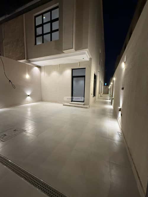 Floor 242 SQM with 4 bedrooms الخليج، شرق الرياض، الرياض