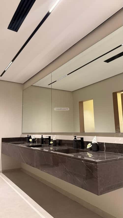 Apartment with 3 Bedrooms Al-Muanisiyah, East Riyadh, Riyadh