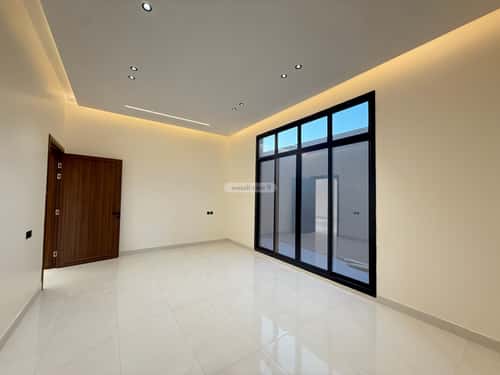 6 bedroom villa in Al Mahdiyyah