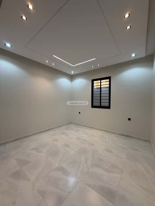 Apartment with 5 Bedrooms Al-Raqi, Khamis Mushait