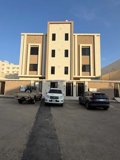 Apartment with 5 Bedrooms Al-Raqi, Khamis Mushait
