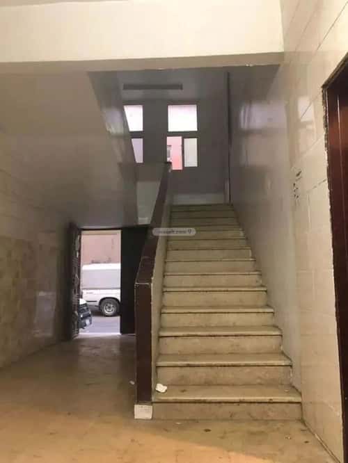 عمارة 270 متر مربع واجهة جنوبية منفوحة، وسط الرياض، الرياض