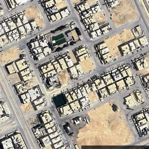 فيلا 260 متر مربع جنوبية على شارع 15م العارض، شمال الرياض، الرياض