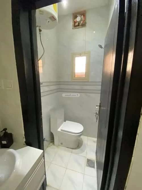 فيلا 260 متر مربع جنوبية على شارع 15م العارض، شمال الرياض، الرياض