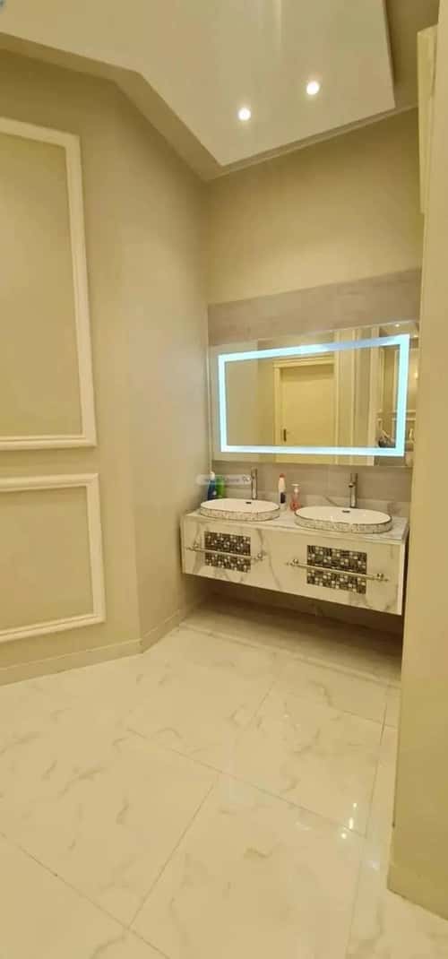 فيلا 270 متر مربع واجهة غربية ب 4 غرف عكاظ، جنوب الرياض، الرياض