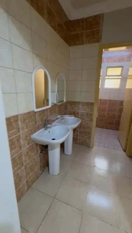 Apartment with 3 bedrooms الحمراء، شرق الرياض، الرياض