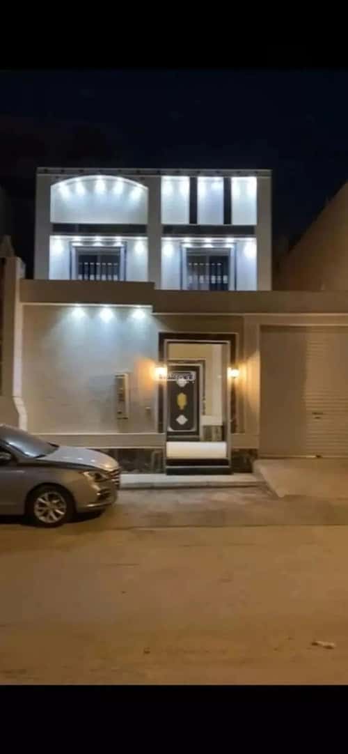 Villa 240 SQM Facing East with 7 Bedrooms Al-Aziziyah, South Riyadh, Riyadh