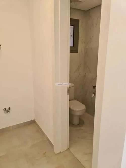 فيلا 296.95 متر مربع شمالية شرقية على شارع 18م النرجس، شمال الرياض، الرياض