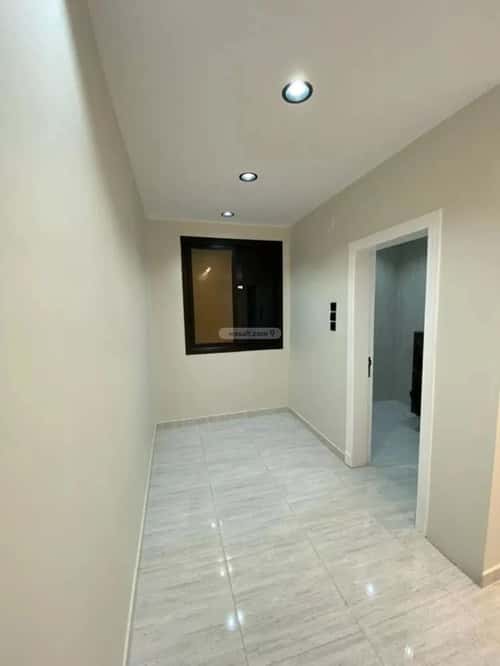 Floor 250 SQM with 6 bedrooms الورود، خميس مشيط