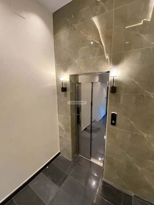 Floor 211 SQM with 6 Bedrooms Al-Yarmouk, Khamis Mushait